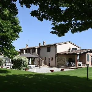  Alloggio per agriturismo Miralduolo Italia